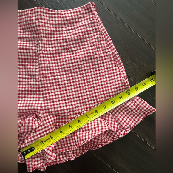 NWT Zara high-waisted Gingham frilly Shorts! - Picture 7 of 9